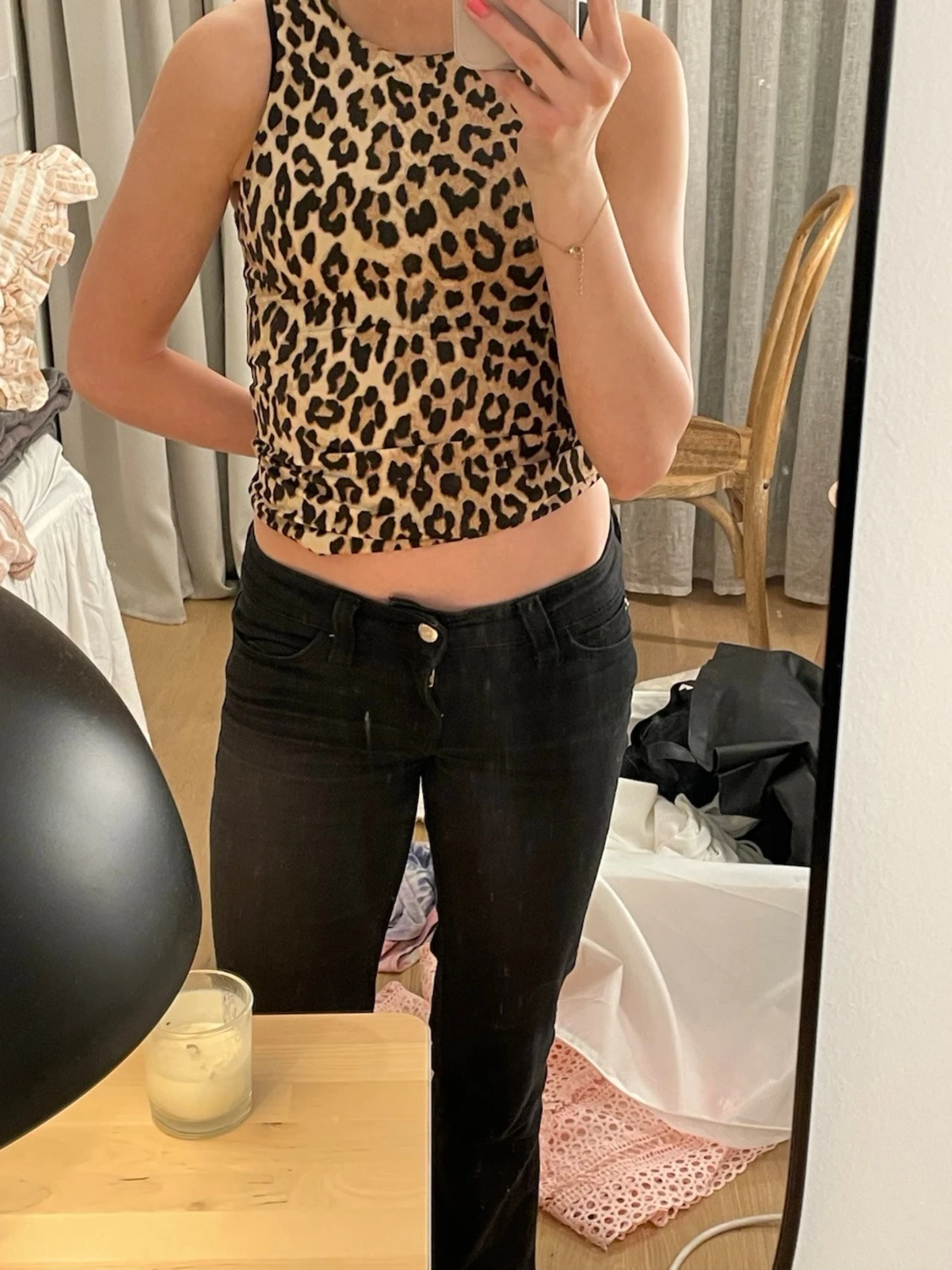 Leopardmönstrad ärmlös body - 2