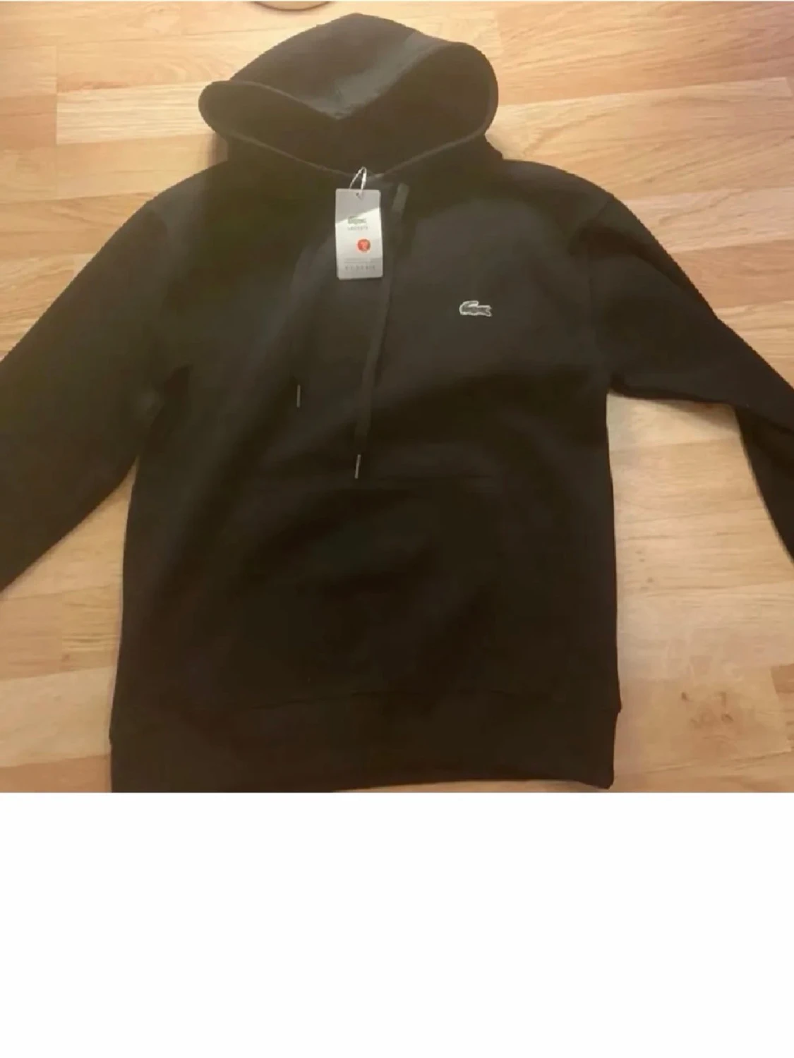 Svart hoodie från Lacoste - 1