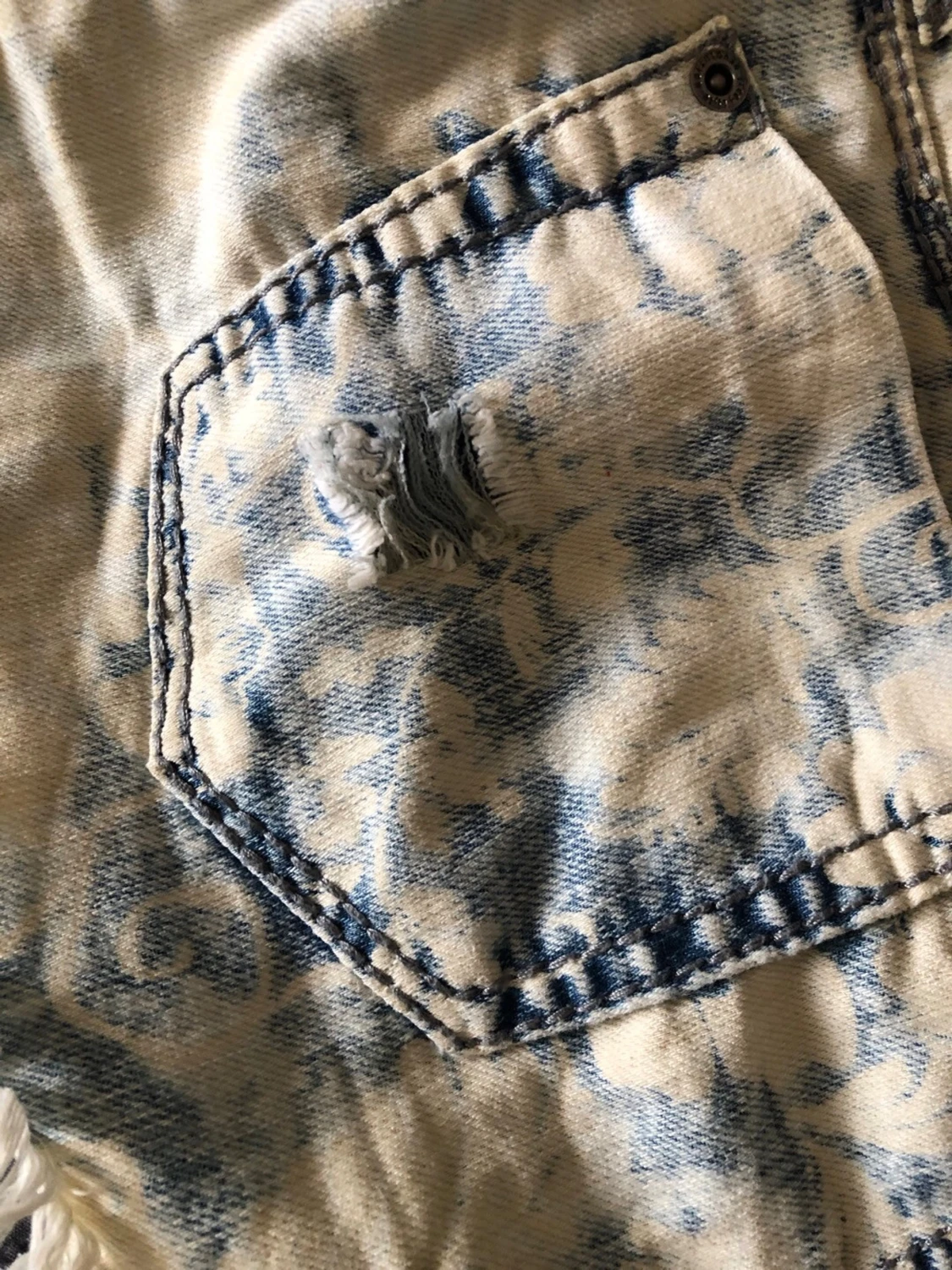 Blåvit batikmönstrafe slitna jeansshorts Freestyle - 6