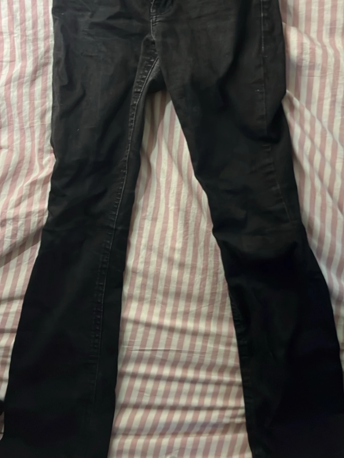 Low low rised svarta bootcut jeans - 1