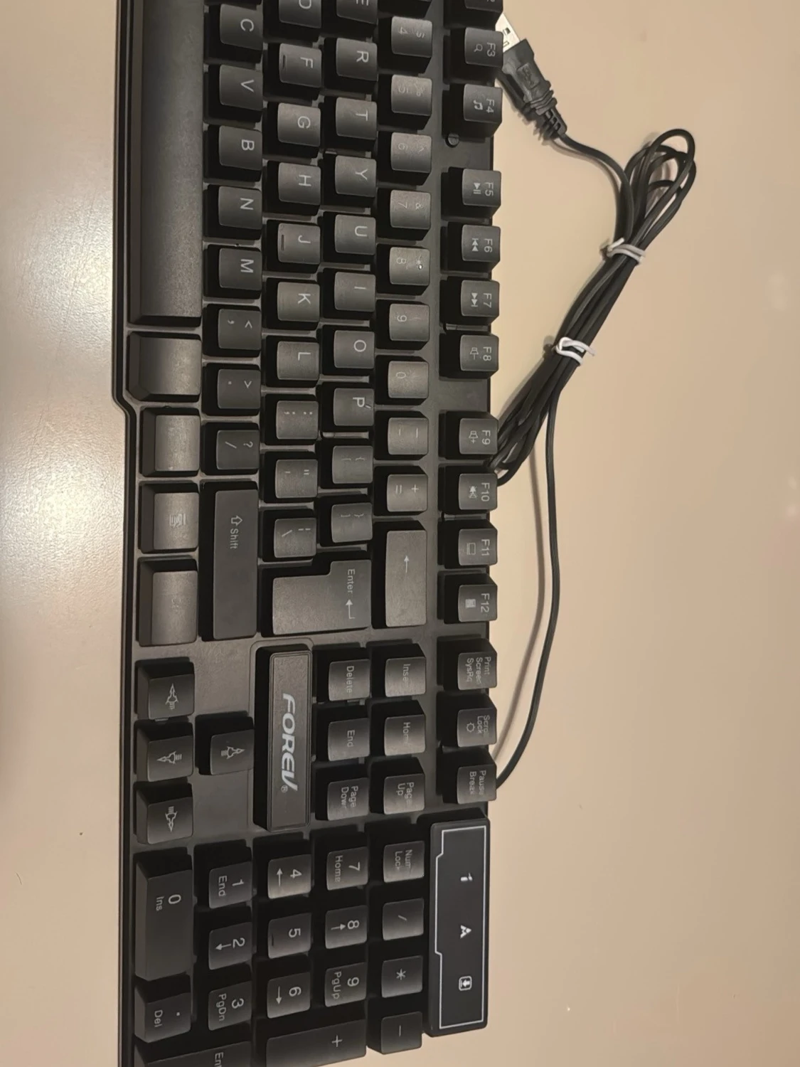 FOREV svart gamingtangentbord - 3