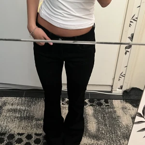 Low Rise flare Zara - Helt nya, endast testade!🥰