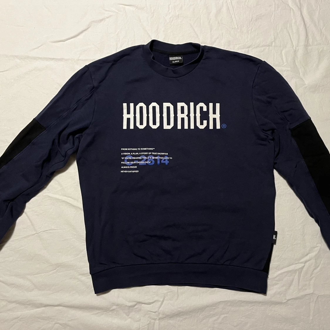 HOODRICH Crewneck  - 90