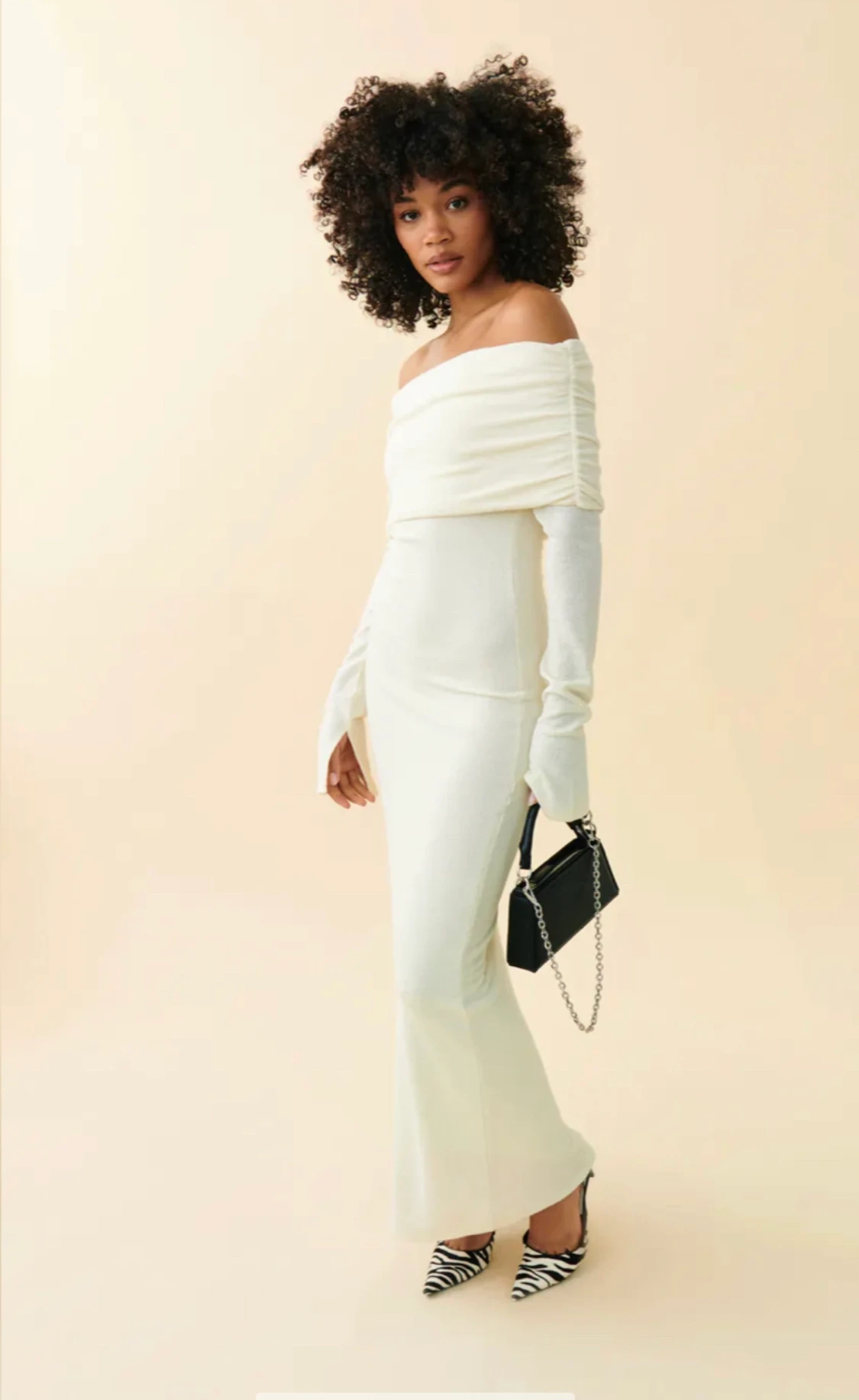 Vita/beige långklänning  - 90