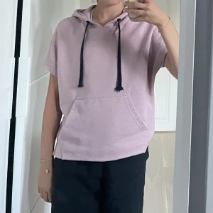 Hoodie  - Sälje min hoodie då jag inte använder den längre 💕