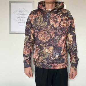 Jaded London Hoodie - Helt ny jaded london hoodie. Slutsåld. Nypris ca 1000kr Storlek s