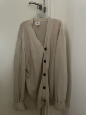 Kofta/cardigan  - Kofta/cardigan från H&M aldrig använd