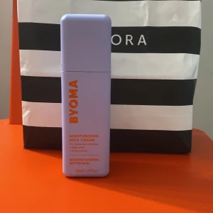 Byoma  - Byoma använd ungefär 4 gånger köpte igår vill ej ha mer! 💕