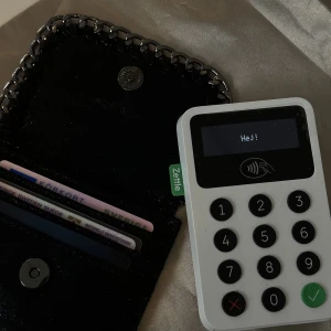 L’étui UF korthållare - En sneakpeak på våra korthållare! Går snart att förbeställa 🤍🤍