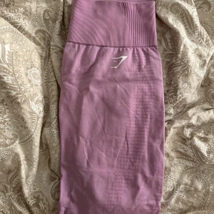 Gymshark träningsbyxor - Nästan helt oanvända träningsbyxor från gymshark. Storlek S.  Som nya