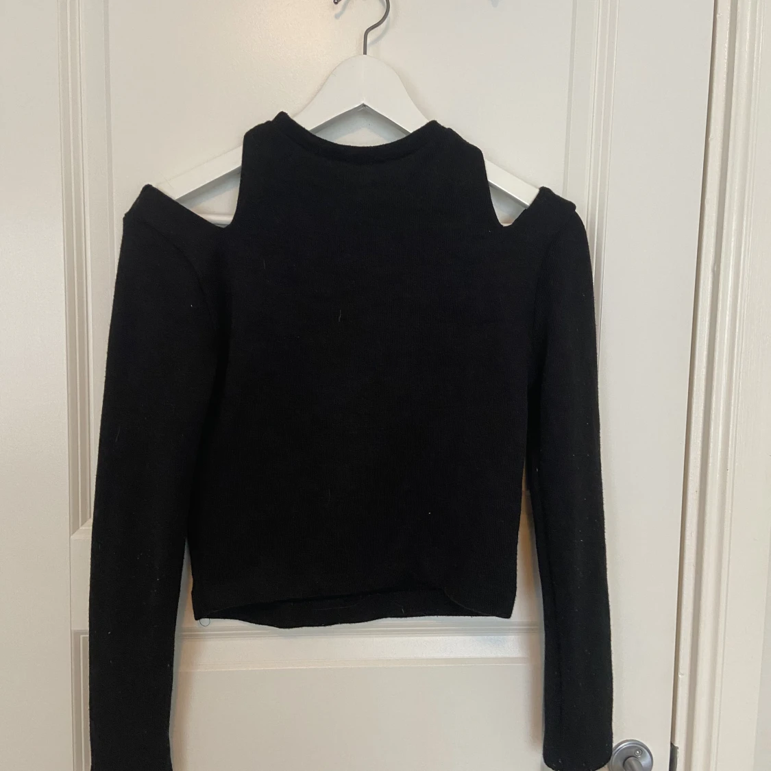 Svart tröja  - 90