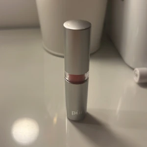 läppstift - nästan aldrig använt, rosa i färgen fashionista 💘från pür