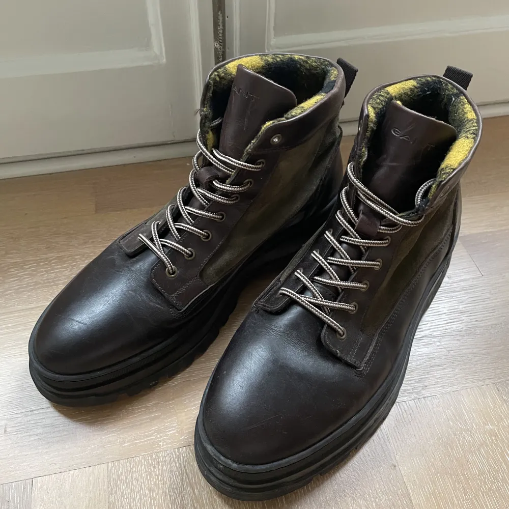 Black, Khaki Brown Boots, GANT, 45  Mix leather, suede Used 5 times - excellent condition . Skor.
