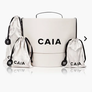 Caia adventskalender  - Säljer Caias slustsålda adventskalender, oöppnad och allt oanvänt såklart💓