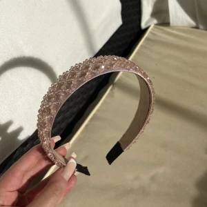 Diadem  - Säljer denna då jag ej använder den💕