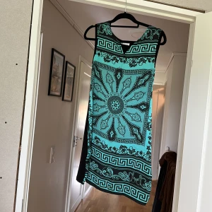 Klänning, str S/M  - Klänning, str S ( mindre M också ) 