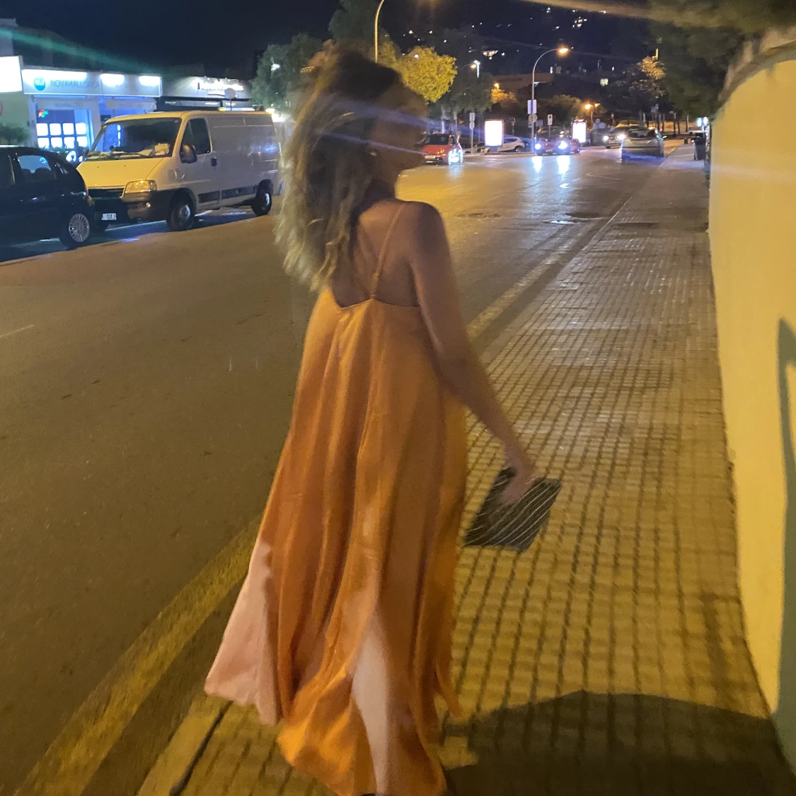 Orange klänning - 90