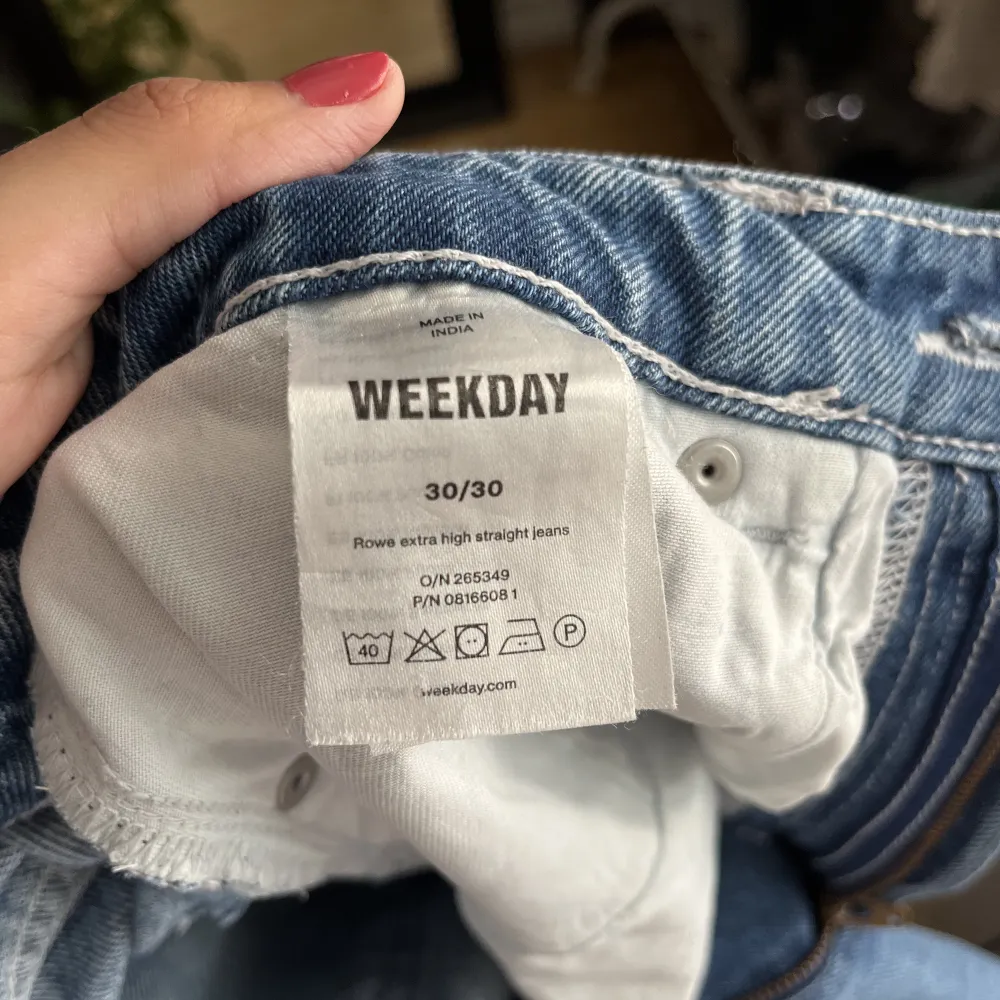 Weekday jeans i modellen ROWE. Gott skick. Jeans & Byxor.