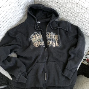 Zipper hoodie - 🧛🏻‍♂️