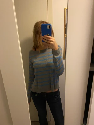 ZARA TRÖJA - Jättefin randig tröja från zara💓 säljer den då den inte kommer till användning längre✨