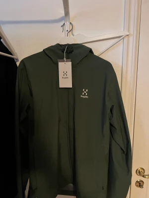 Haglöfs jacka - Bra skick. Köpt i butik. Skriv för fler frågor.