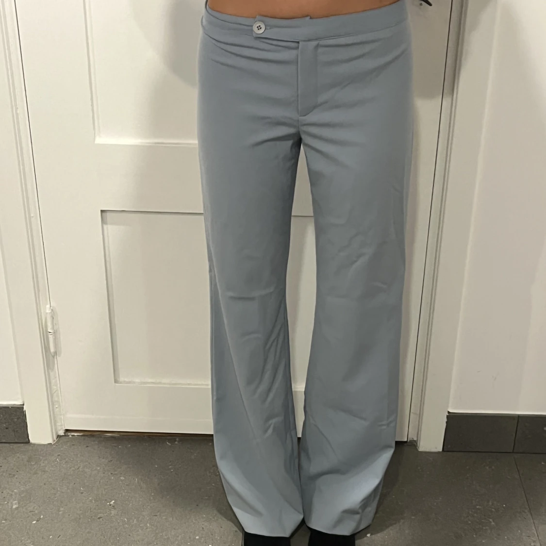 Lågmidjade kostymbyxor