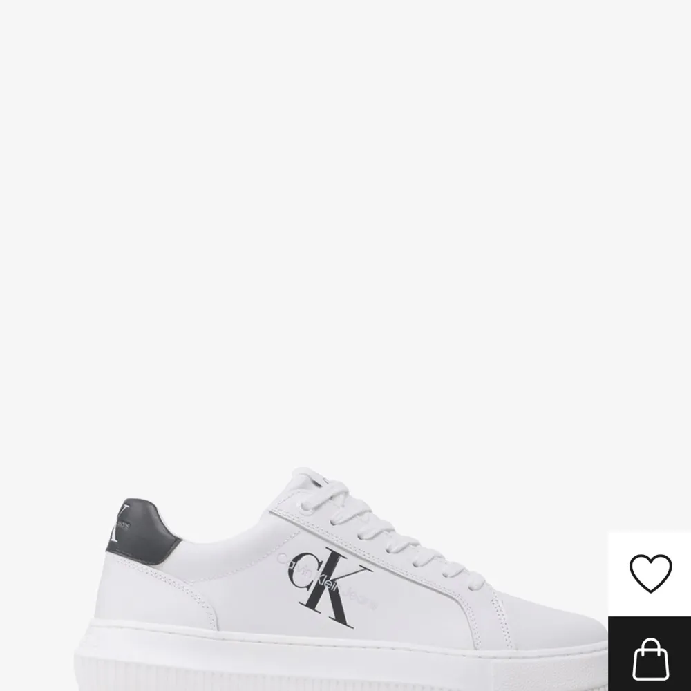 Calvin Klein Chunky Cupsole Laceup Sneaker.  Pris är lägsta pris, annars bud över.  Skorna är helt nya. . Skor.