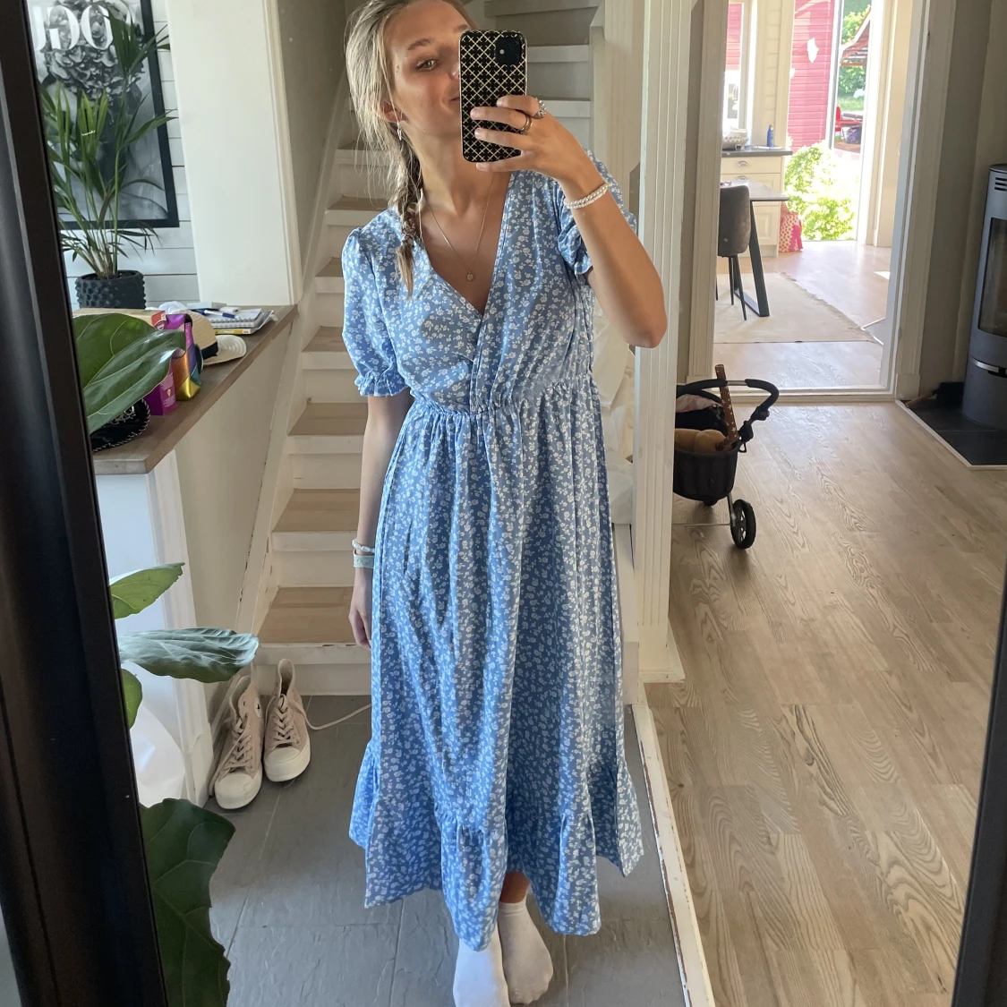 Blåblommig klänning💙 - 90