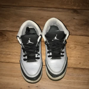 Jordan 3 äkta - Jordan 3 äkta storlek 40