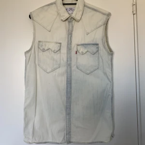 Levi’s Vest - Nice denim vest, size S but suits as M too 