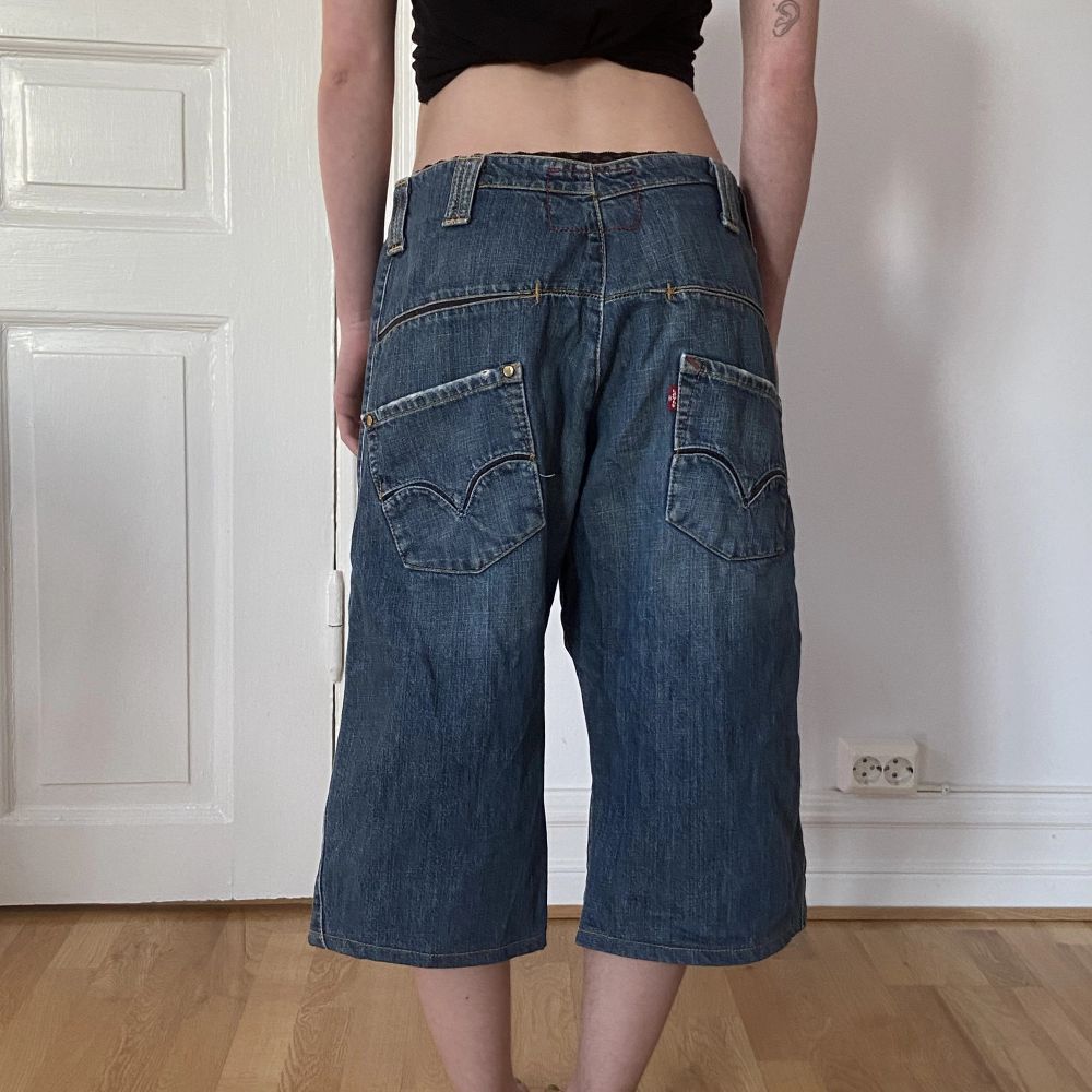 Ur favorite jorts đ€«đ€« Ăkta Leviâs, trevligt vintagestuk.. Shorts.