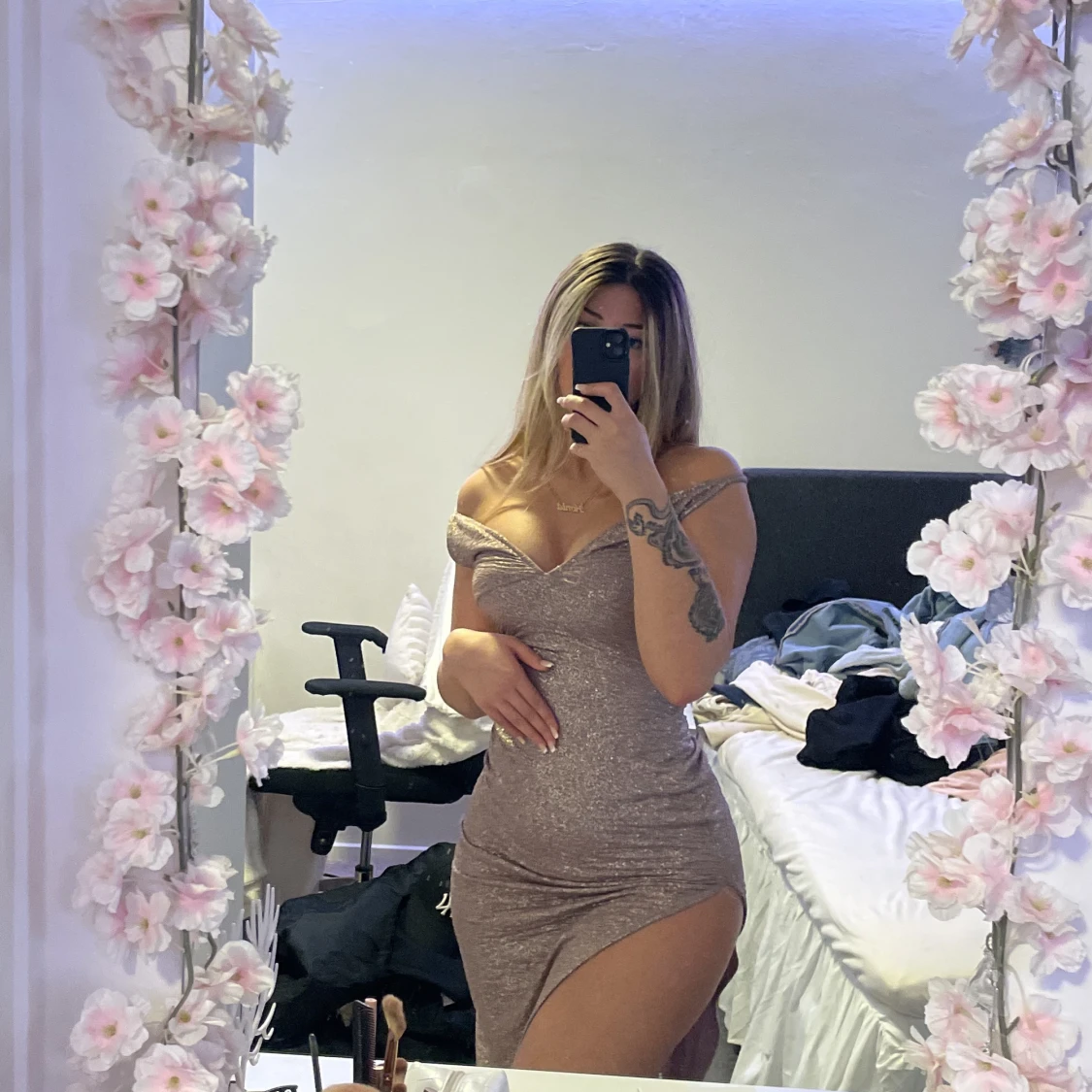 Glittrig rosa mermaid klänning - 90