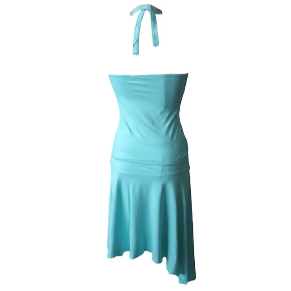 Stretchig Asymmetrisk kjol med halterneck topp. Kontakta vid intresse <3. Klänningar.