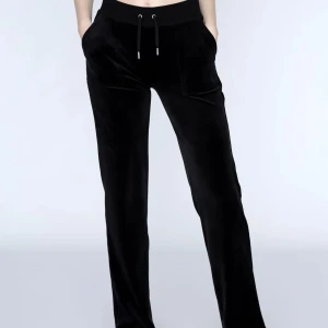 Juicybyxor  - Säljer dessa fina Juicybyxor i bra skick💓