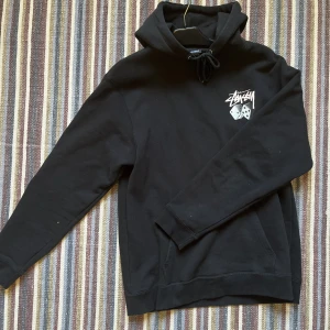 Stussy Hoodie - Stussy Hoodie, använd fåtal gånger. 