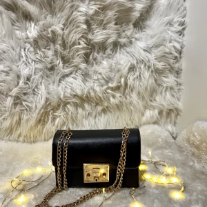 Väska - Rensar mina väskor