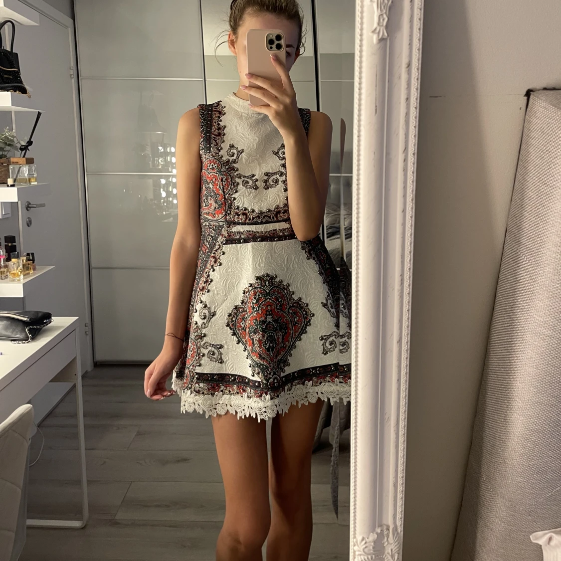 Helt ny klänning  - 91