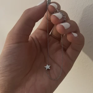 Edblad armband  - Säljer mitt fina armband då jag tyvärr inte använder det:( Nypris: 249kr, säljer för 150kr