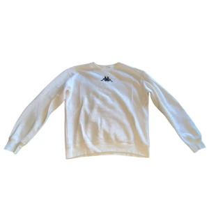 Kappa Sweater - Skick: 9/10 knappast använd  Strl: M