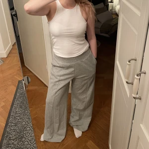 Low waist Sweatpants  - Low waist Sweatpants från gina! 