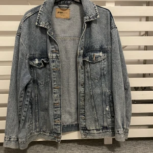 Jeansjacka - Oversized jeansjacka💗