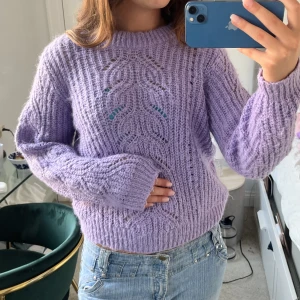 Stickad tröja!! - Så snygg stickad tröja!!