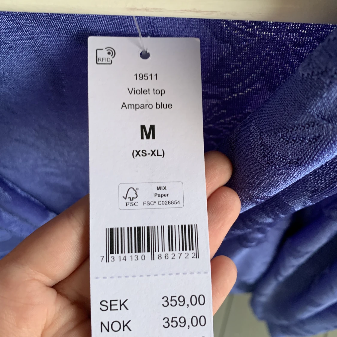 Blus Gina Tricot - 90