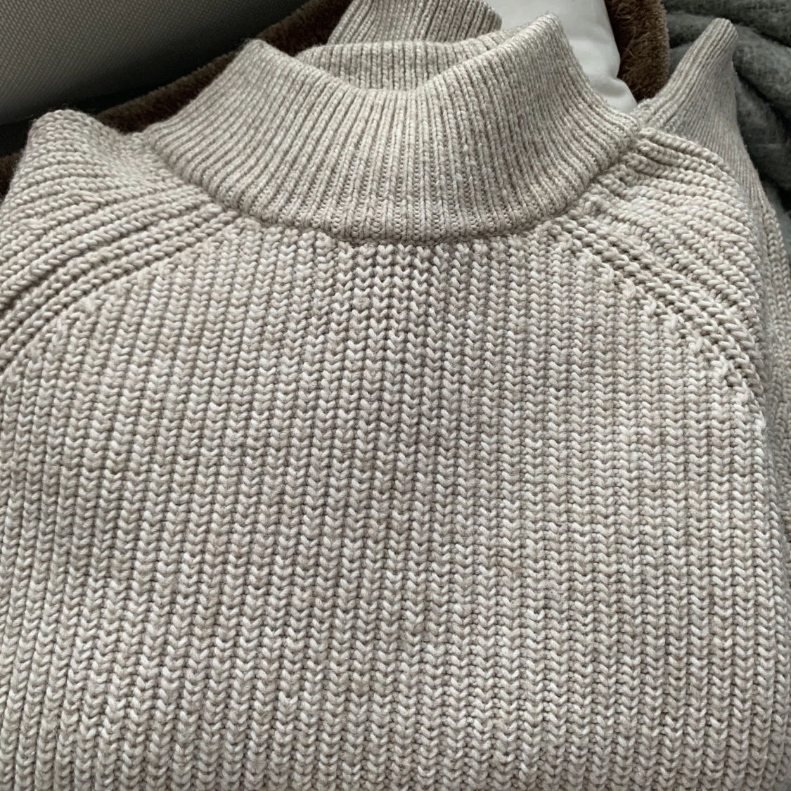 Stickad tröja  - 91