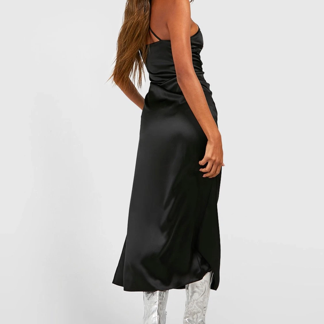 Satin klänning! - 90