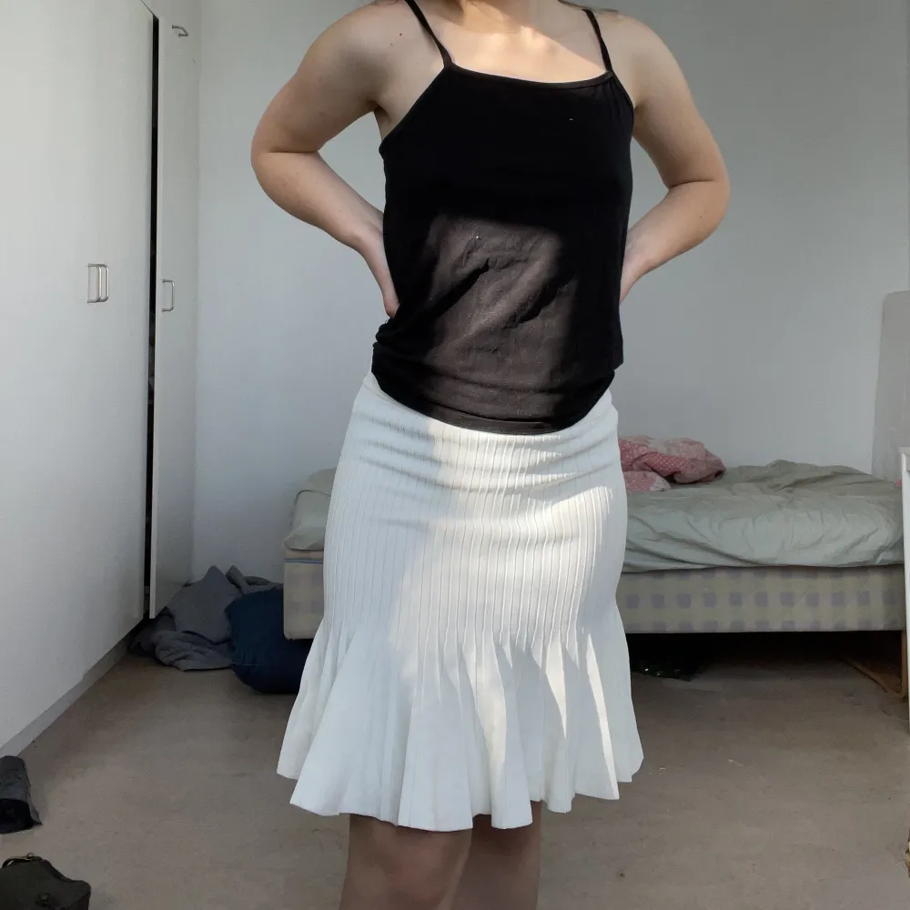Min favorit kjol från Zara som jag tyvärr måste sälja. Kjolar.