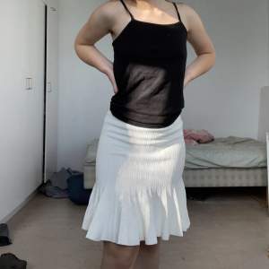 Min favorit kjol från Zara som jag tyvärr måste sälja
