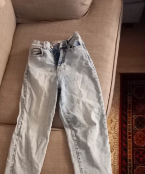 Gina Tricot jeans - Size 34