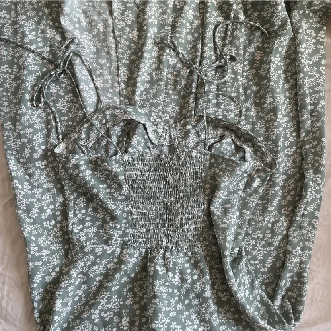 Grönblommig långklänning - 91