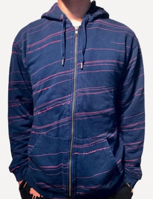 WeSC Hoodie Sweatshirt with Zipper - Hej👋  Vi har en hoodie i bra skick för blåsig vår. Perfekt för kausalt slitage och umgänge med vänner.